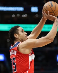 开云-名记：布罗格登跟霍福德&amp;梅尔顿一样 确实跟勇士联系在了一起