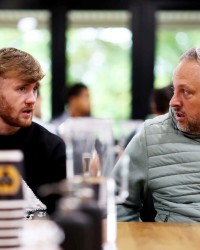 开云-BBC：水晶宫会面前狼队体育总监霍布斯，他看了对水晶宫vs切尔西