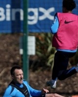 开云-给小将上点强度！特里社媒晒参与训练照片：很高兴重新穿上球鞋